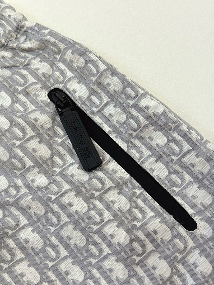 Dior 6Q045-3L - Image 33
