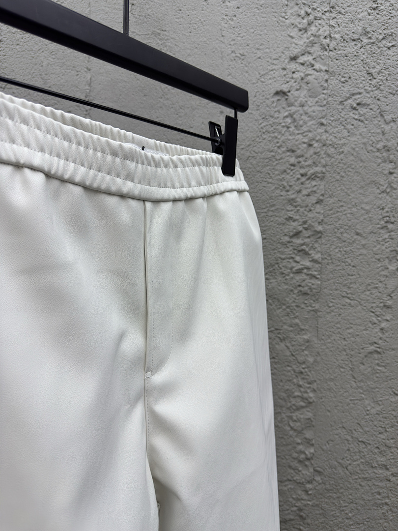 Prada 6265-69L Short - Image 10