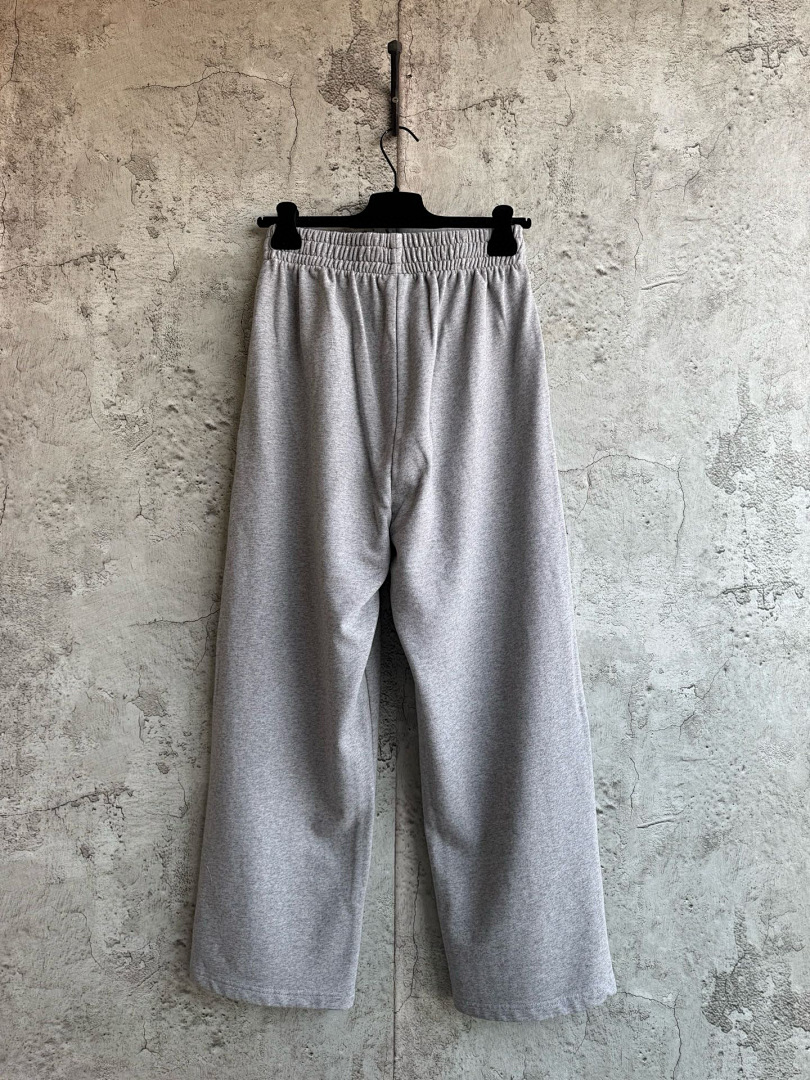 Balenciaga 5A043-25L - Image 15