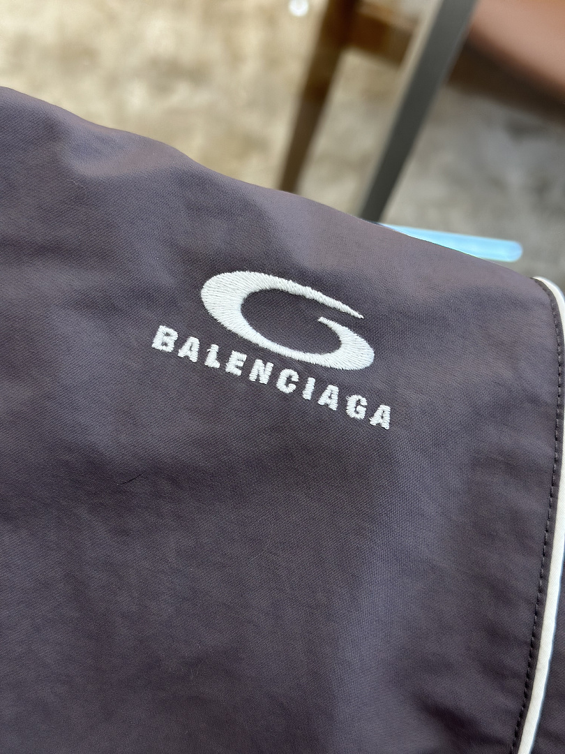 Balenciaga 3098-41L - Image 12