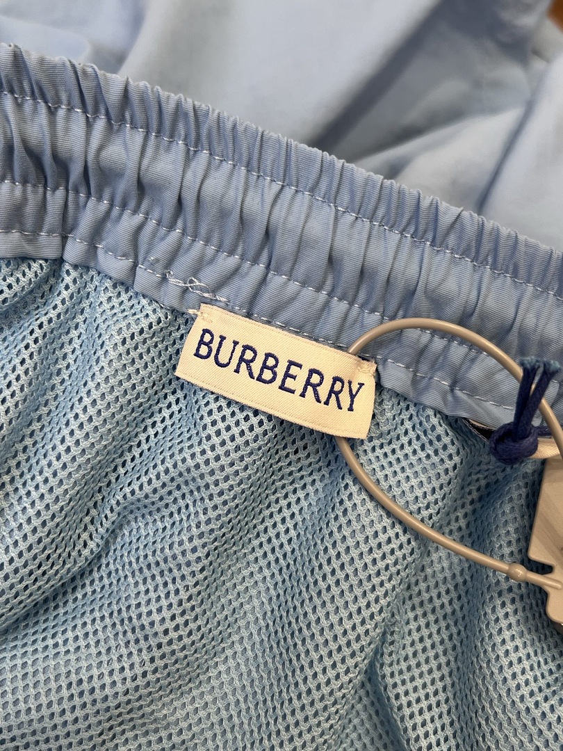 Burberry 5039−51L - Image 26