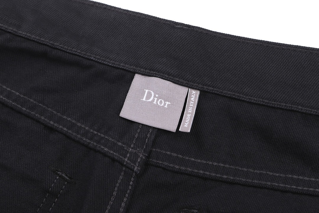Dior 52054−51L - Image 17