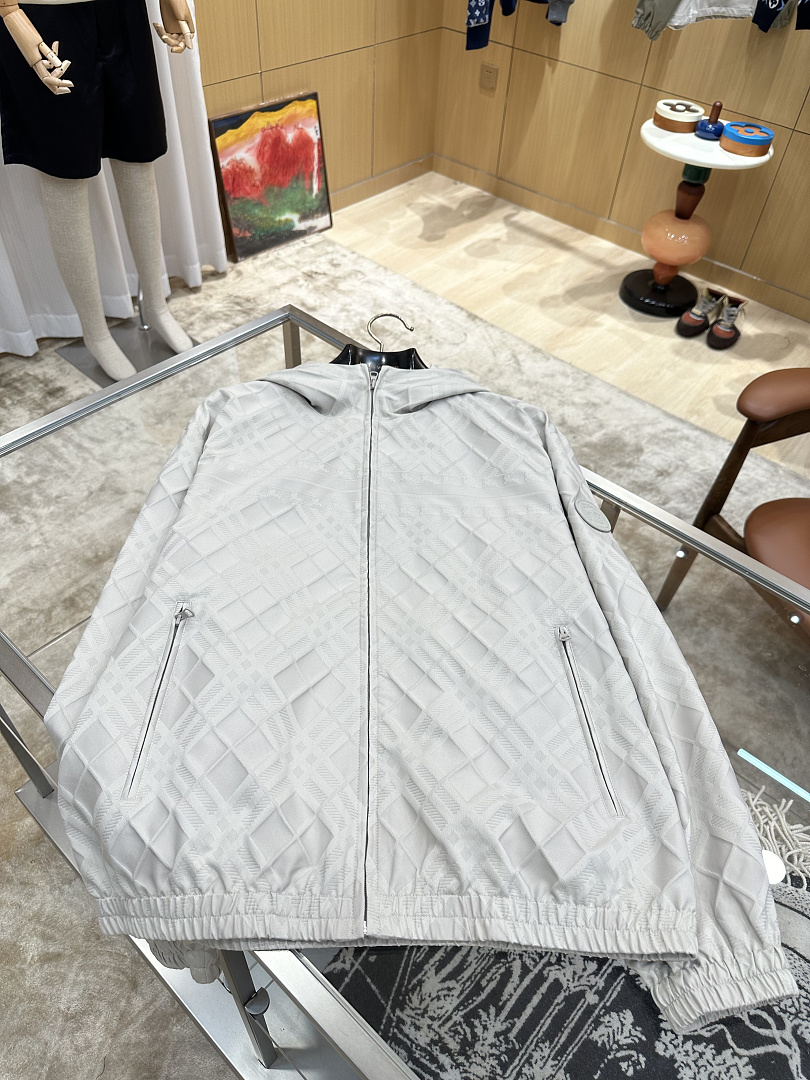 Burberry 5153−8L - Image 8