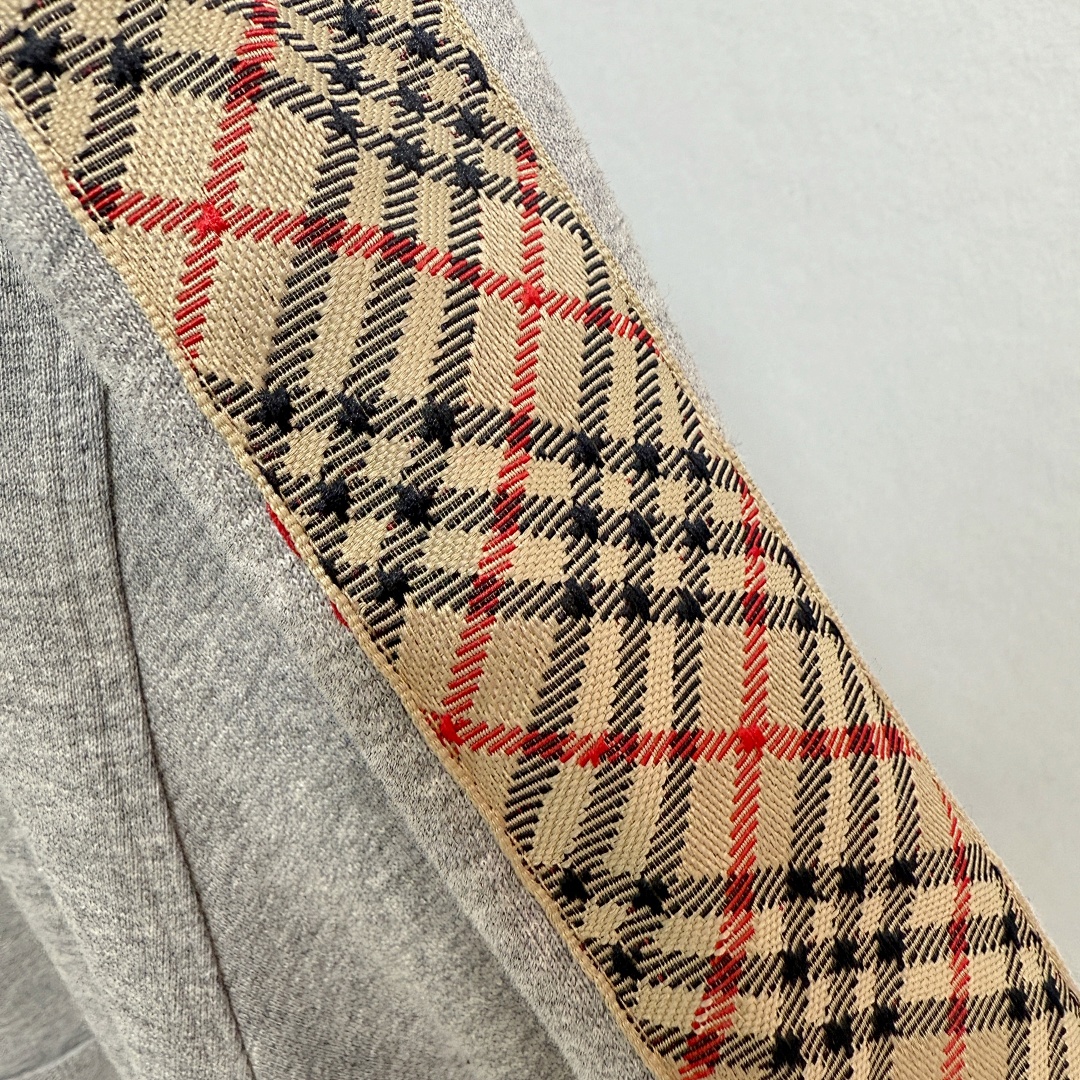 Burberry 6D105-61L - Image 9