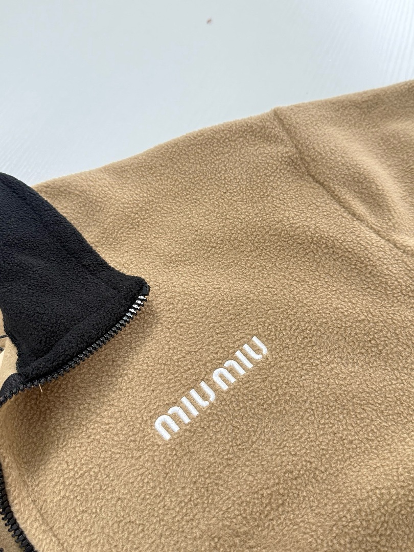 Miu Miu 6576-69L - Image 11