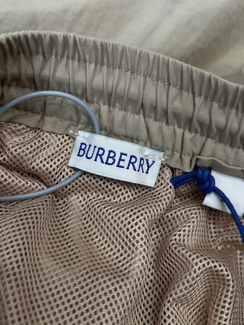 Burberry 5039−51L - Image 11