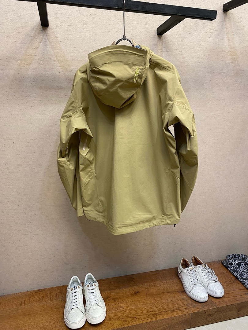 Arc'teryx – - Image 10