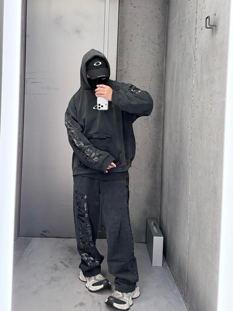 Balenciaga 625395-60L - Image 3
