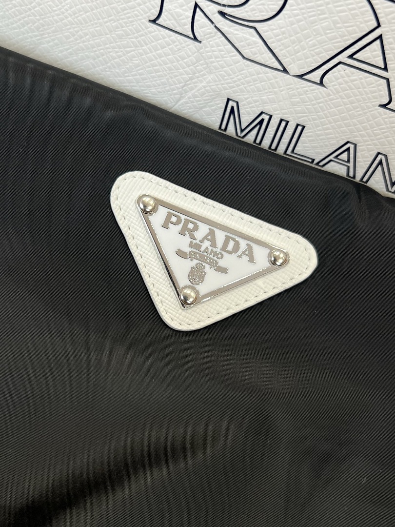 Prada 58842-8L - Image 6