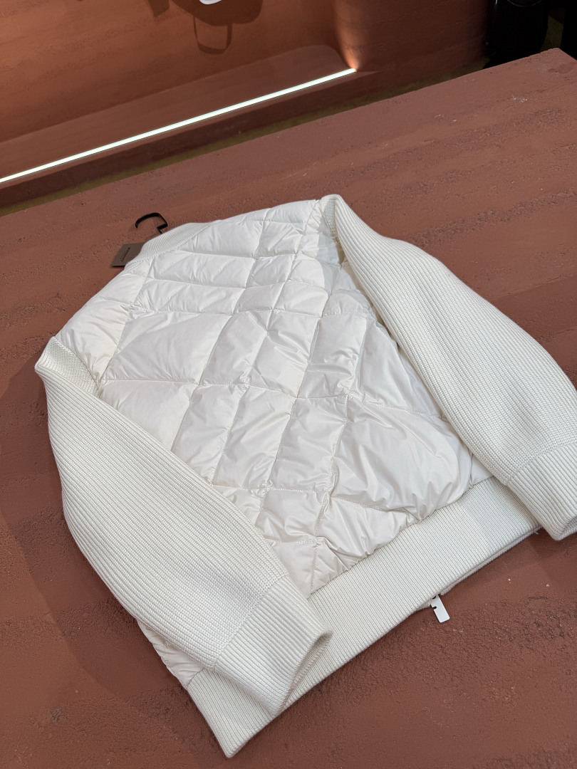 Burberry 3306-86L - Image 26