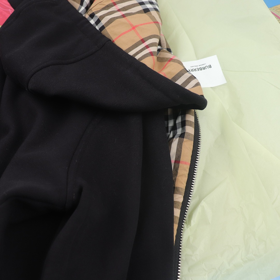 Burberry Yuan - Image 8