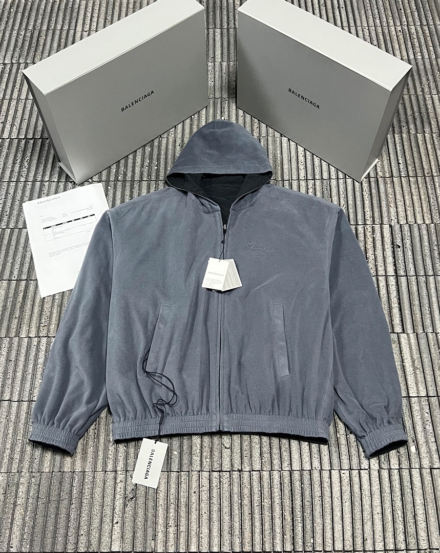 Balenciaga 52112−51L - Image 4