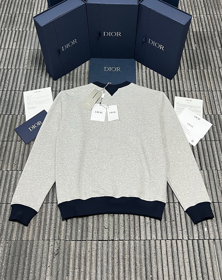 Dior 526230−51L - Image 6