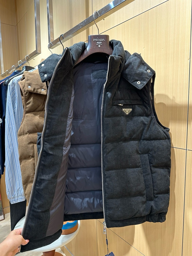 Prada 5212−8L - Image 30