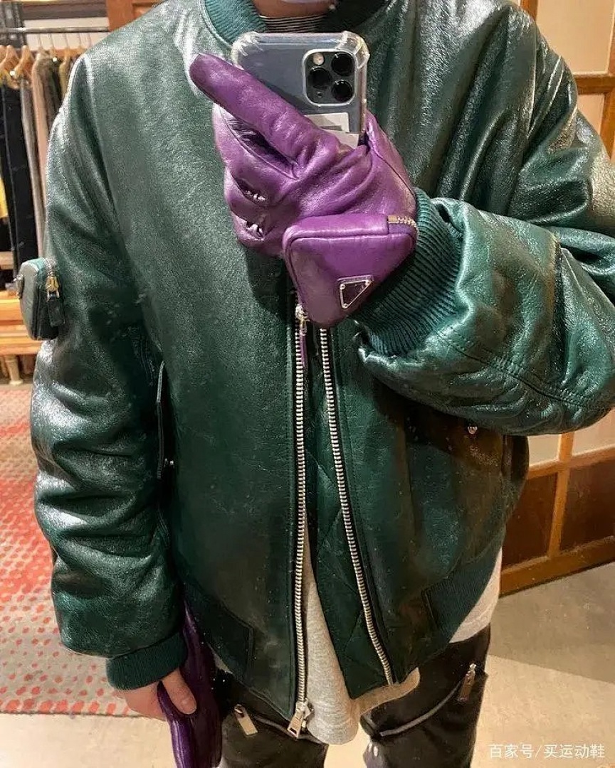 Prada Yuan Prd Real Leather - Image 5