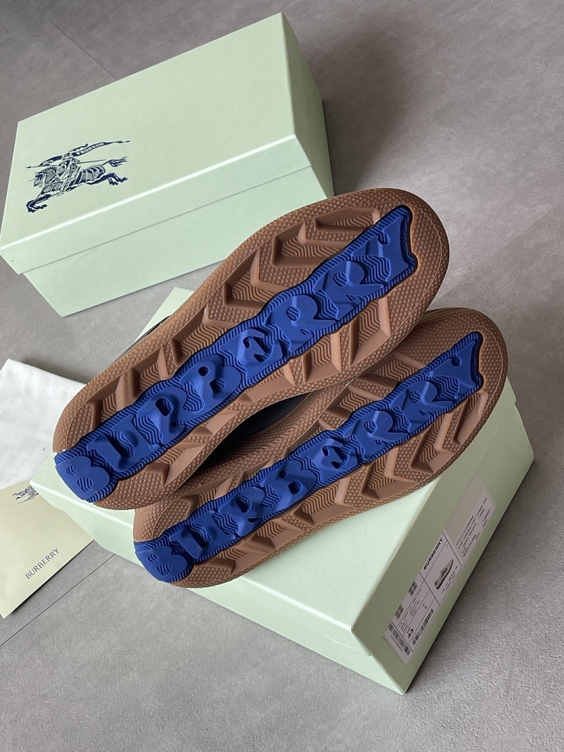 Burberry 6116-88L - Image 16