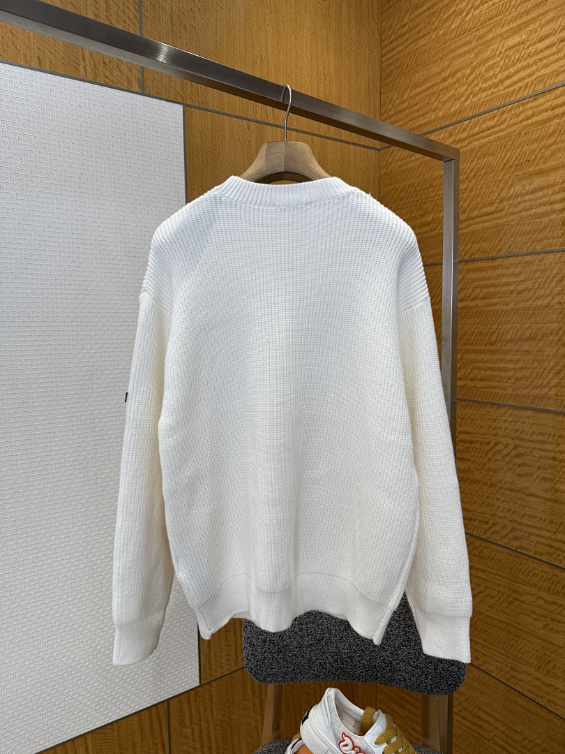 Balenciaga 6276-69L - Image 11