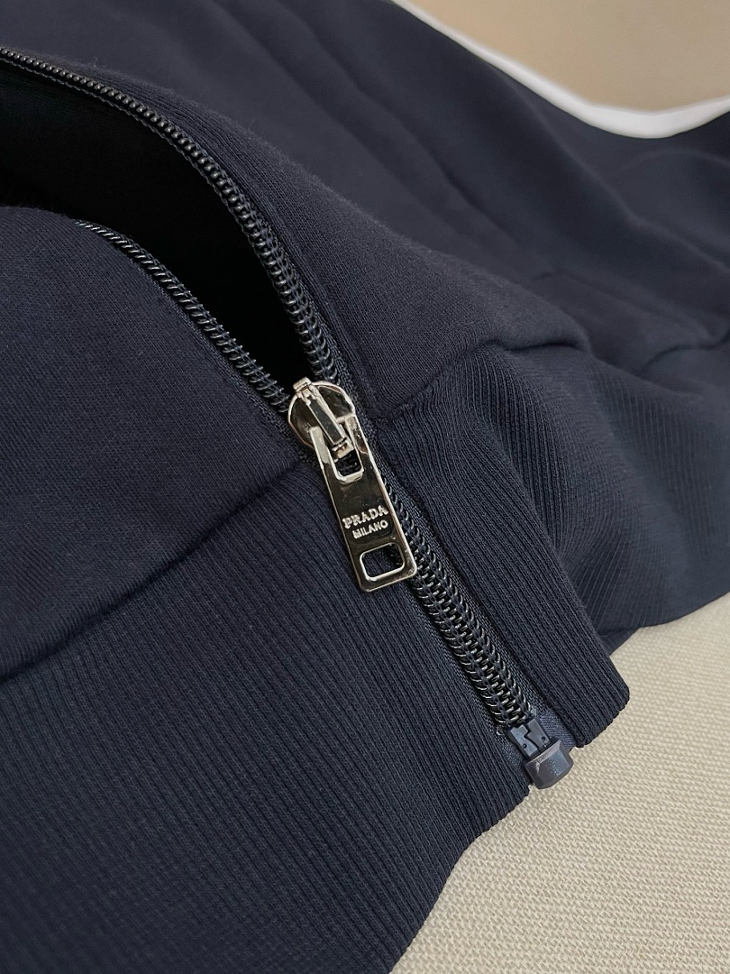 Prada 3WT5257-8L - Image 12