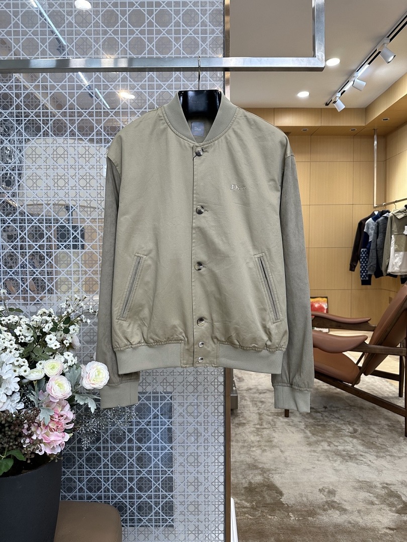 Dior 5130−8L
