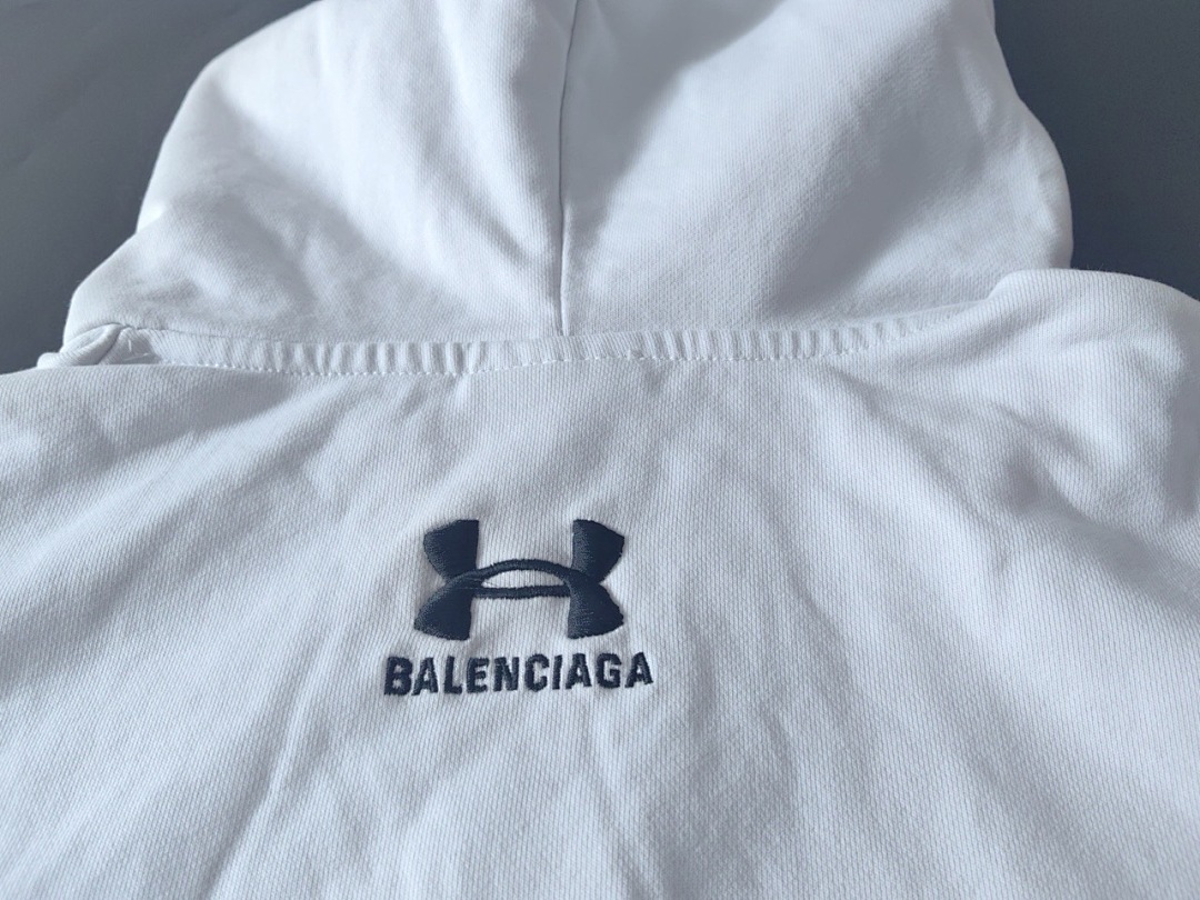 Balenciaga L68G001-64L - Image 9