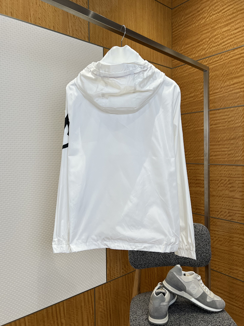 On Running 5927−8L - Image 16