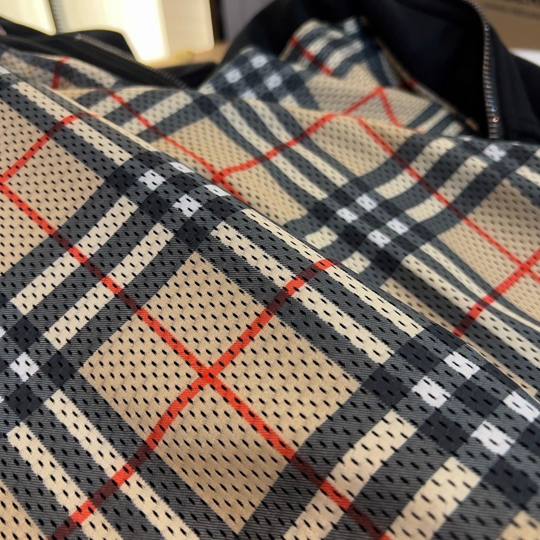 Burberry 6B010-65L - Image 8