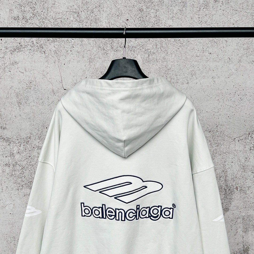 Balenciaga 5324−24L - Image 8