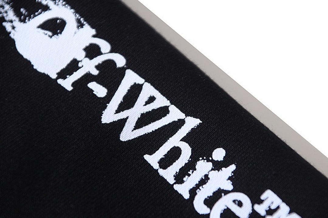 Off-White . 1263 Long -62L - Image 7