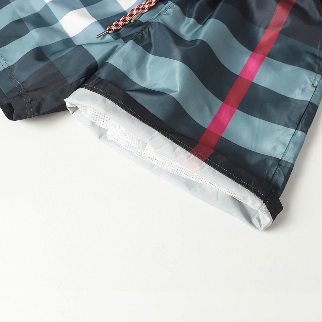 Burberry 52557-24L - Image 3