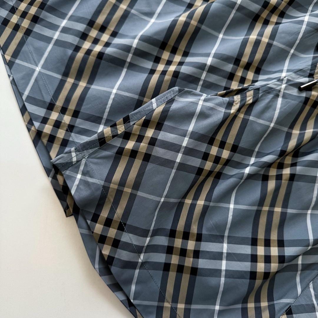 Burberry 6D355-61L - Image 10