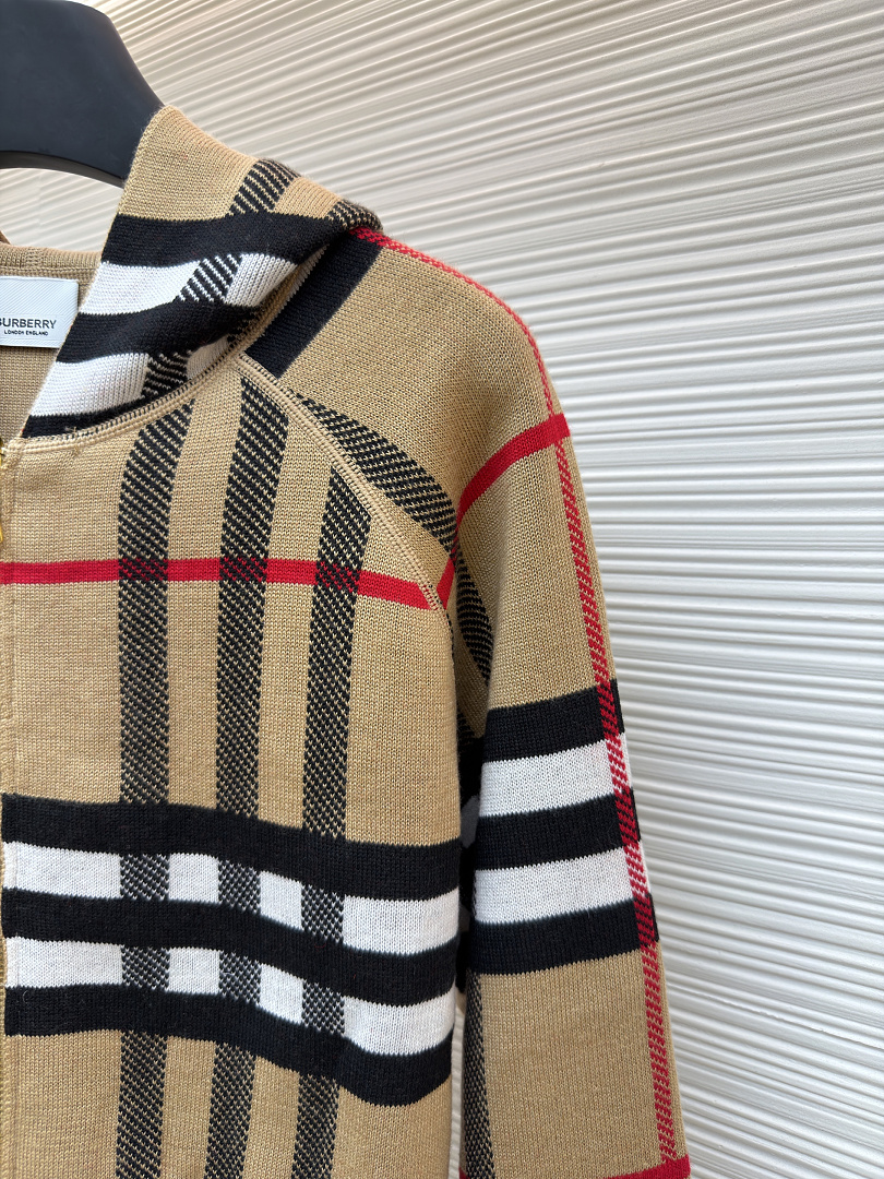 Burberry 5178−8L - Image 8