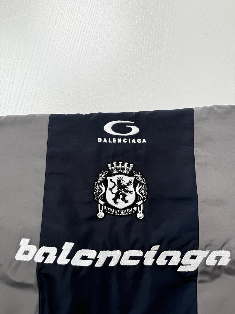 Balenciaga 3277-2L - Image 11