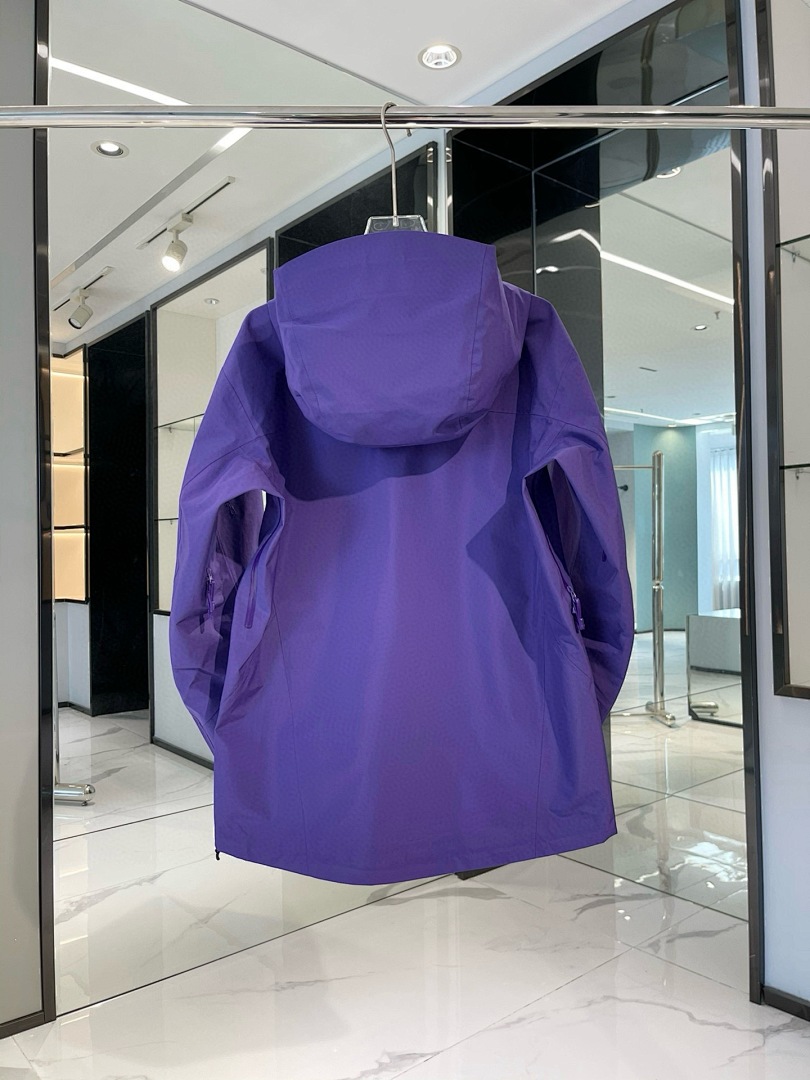 Arc'teryx — - Image 23