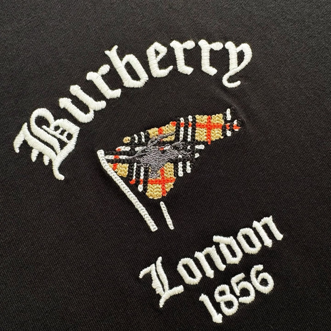 Burberry 326091-5L - Image 12