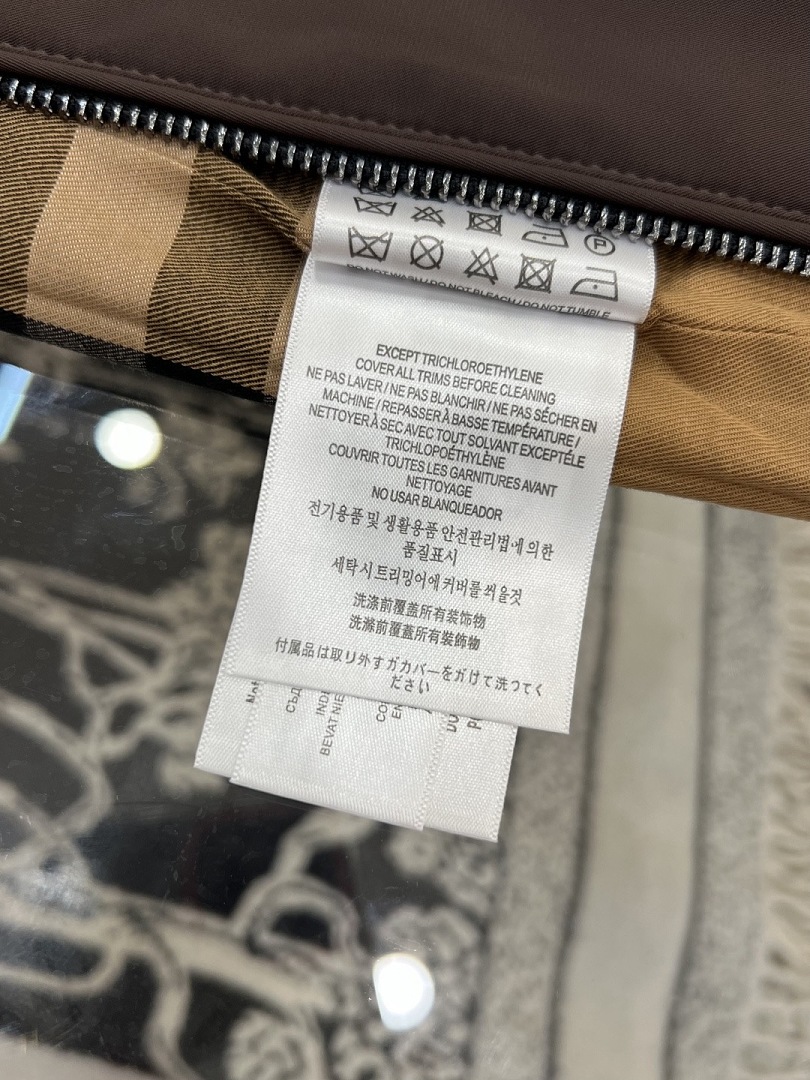 Burberry 5133−8L - Image 13