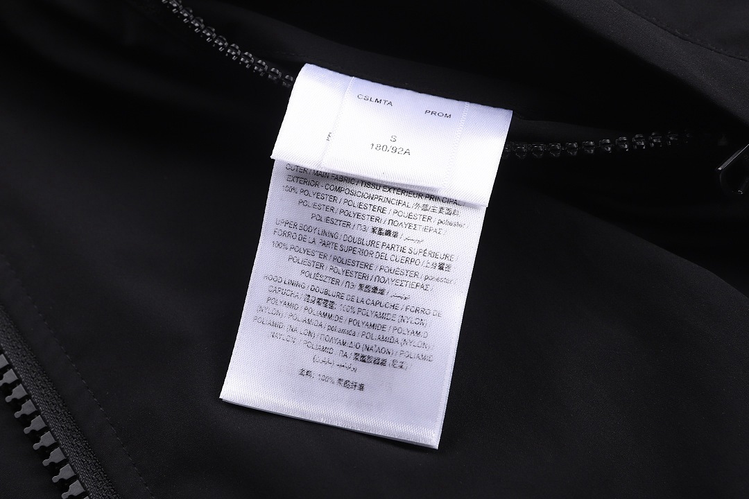 Burberry 52122−51L - Image 15