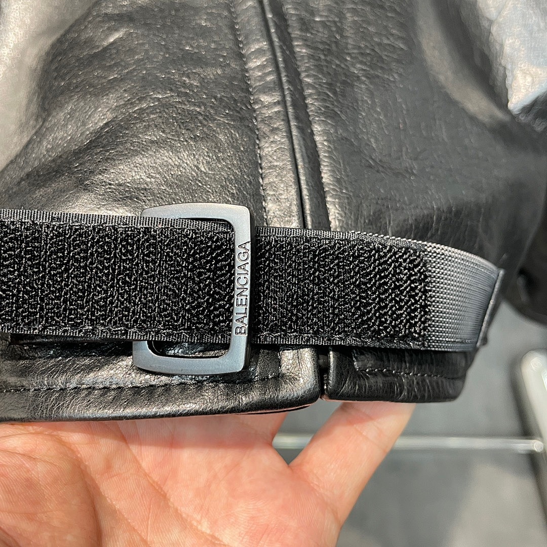 Balenciaga 580W00016 Leather - Image 15