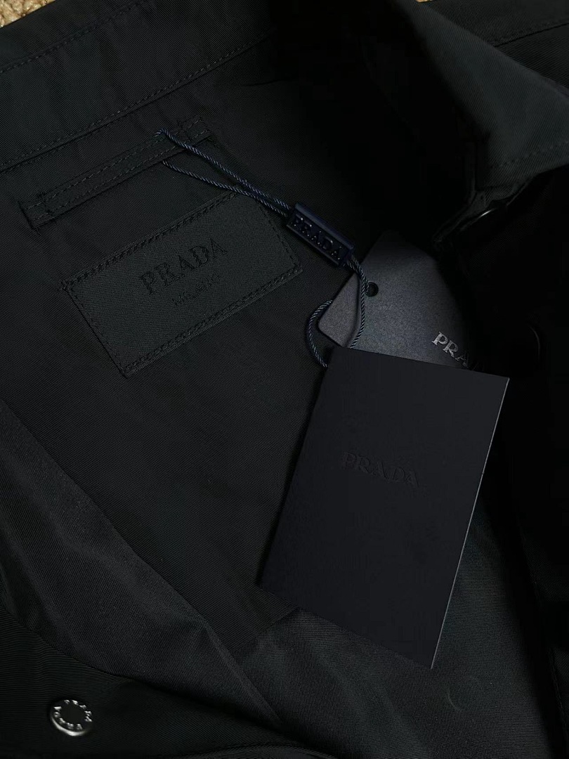 Prada L38025-32L - Image 10