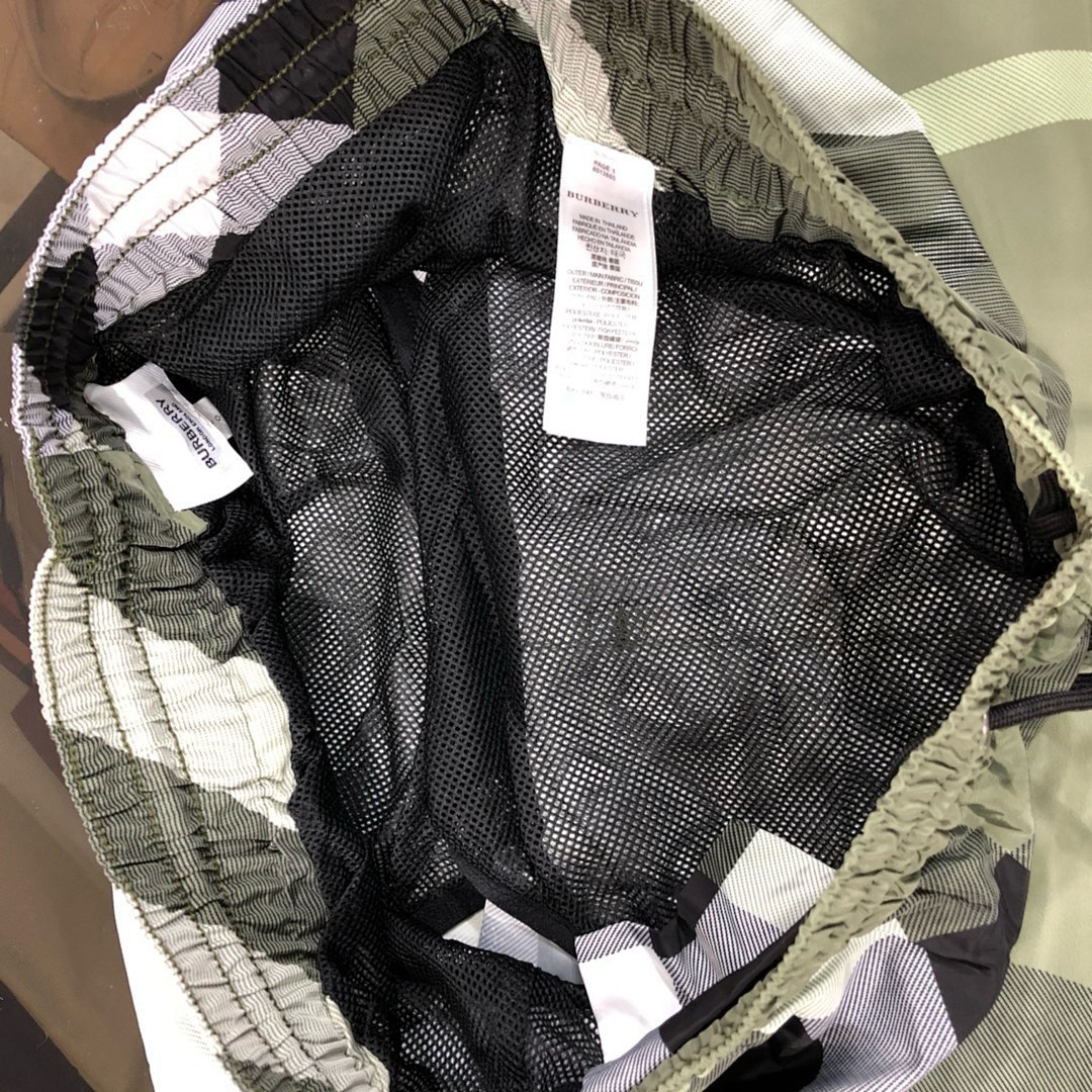 Burberry L68B040-65L - Image 25