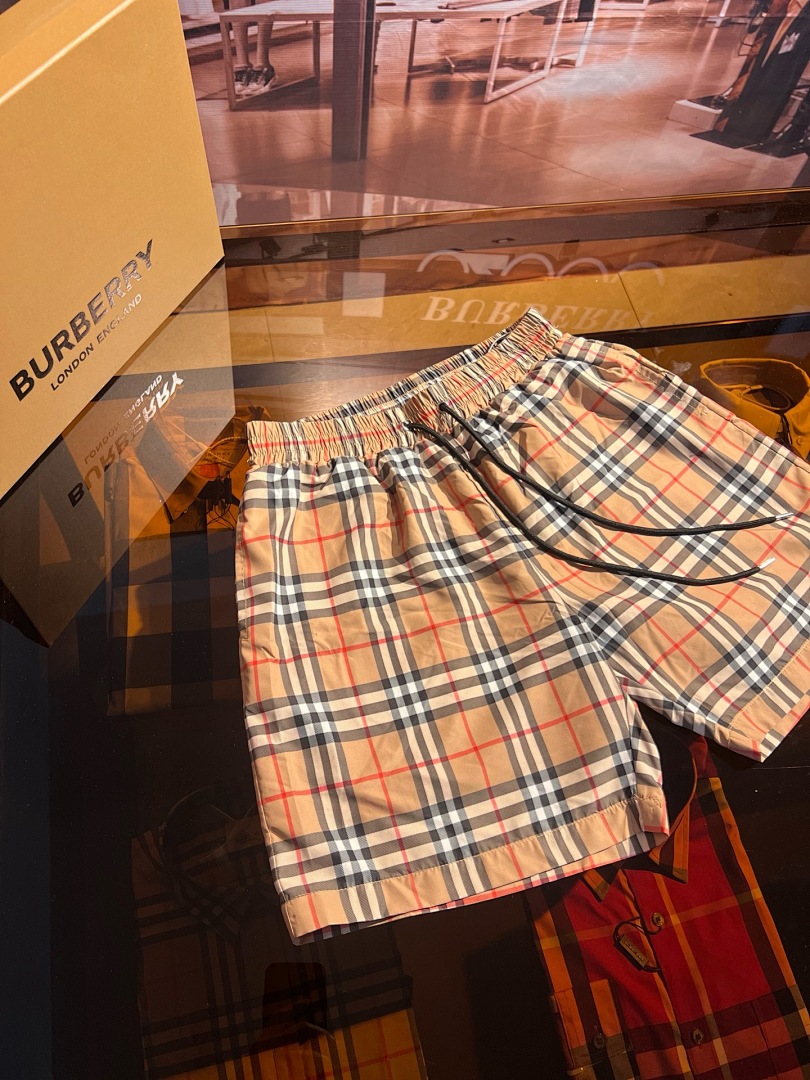Burberry L68B039-65L - Image 18