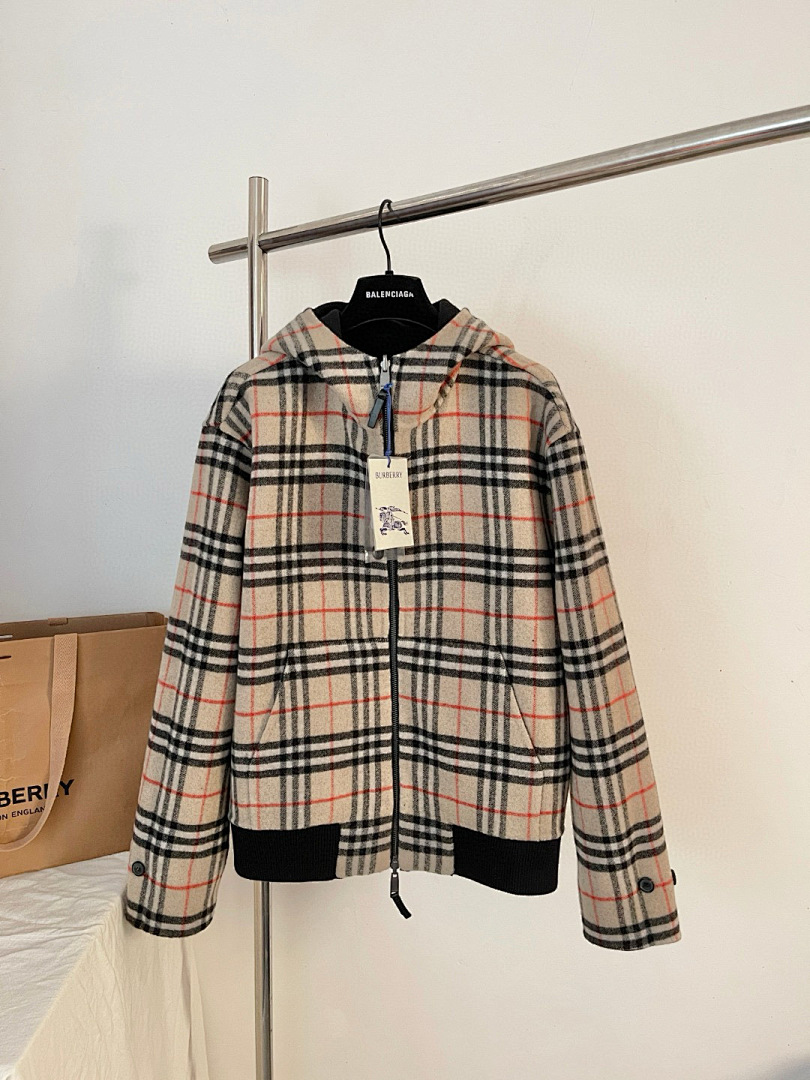 Burberry 6D277-61L