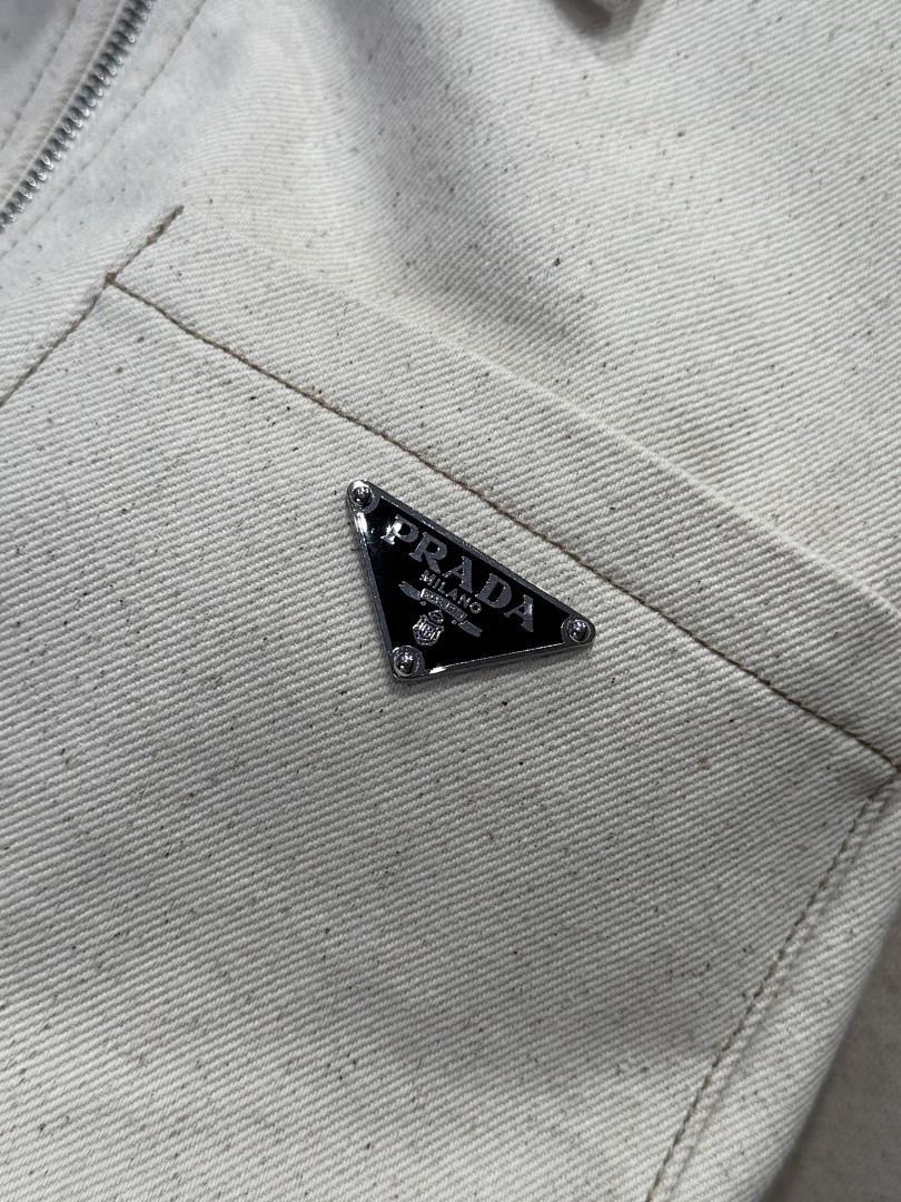 Prada 58181−8L - Image 14