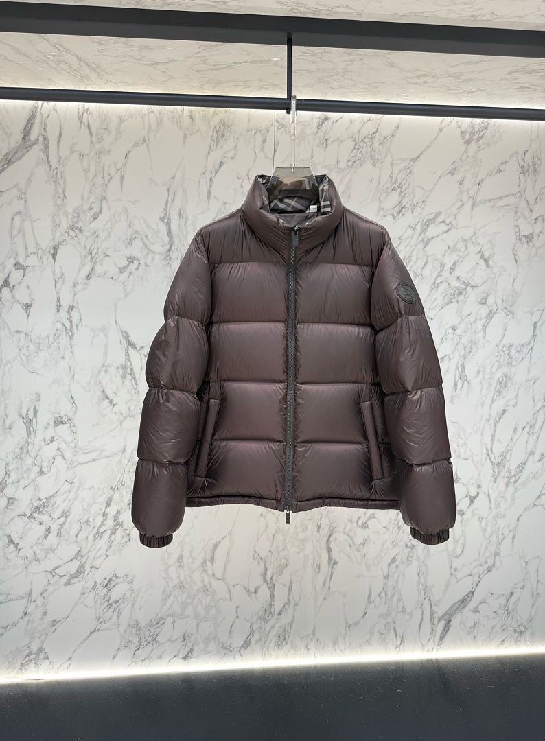 Burberry 68278-37L - Image 4