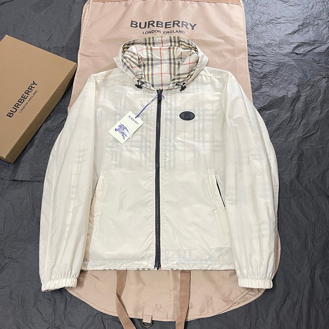 Burberry 6403-61L - Image 12