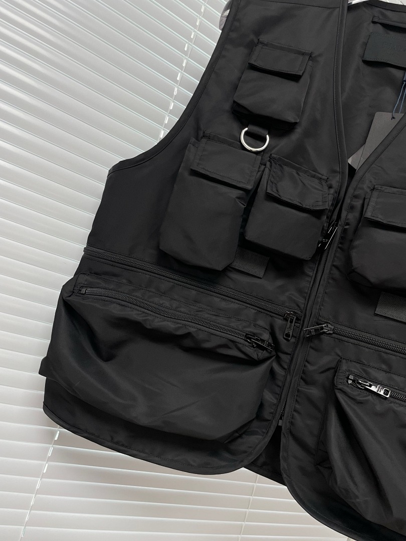 Prada 3023-32L Reversible - Image 5