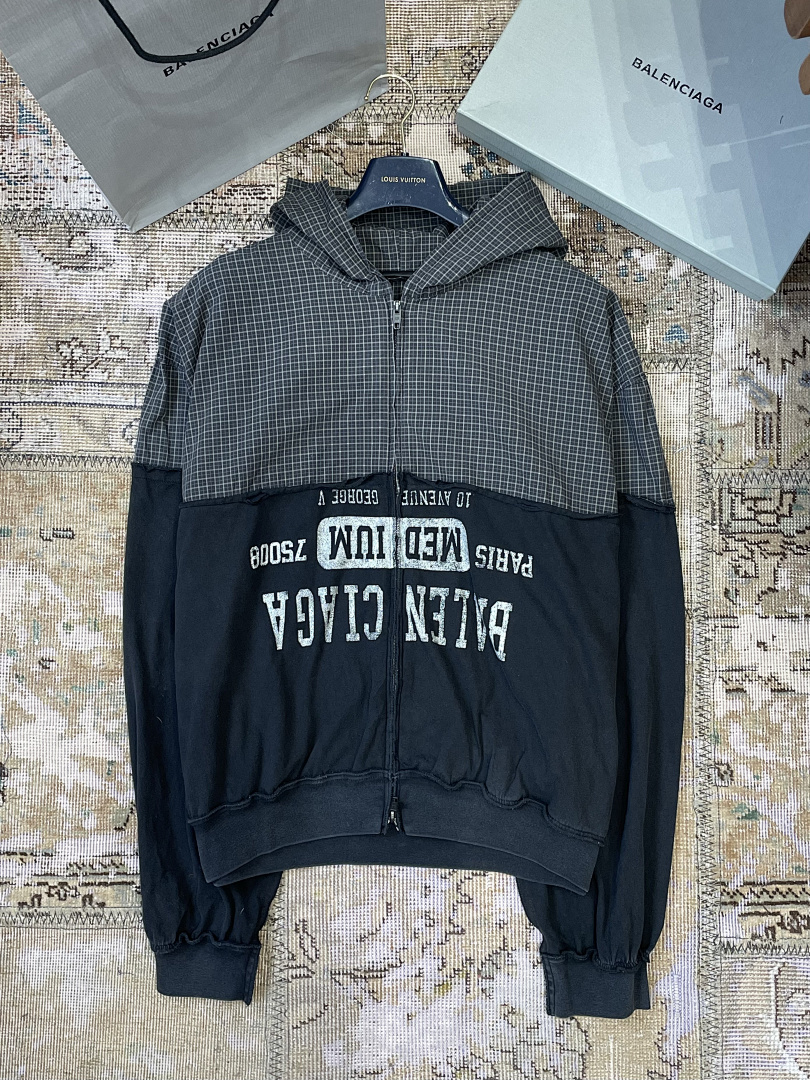 Balenciaga 68043-64L - Image 4