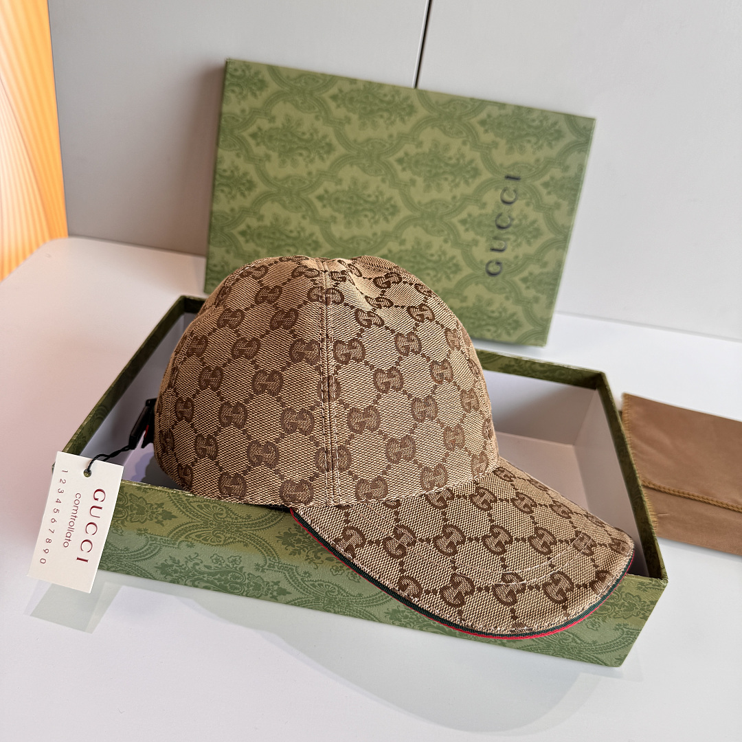 Gucci 64003-66L - Image 8