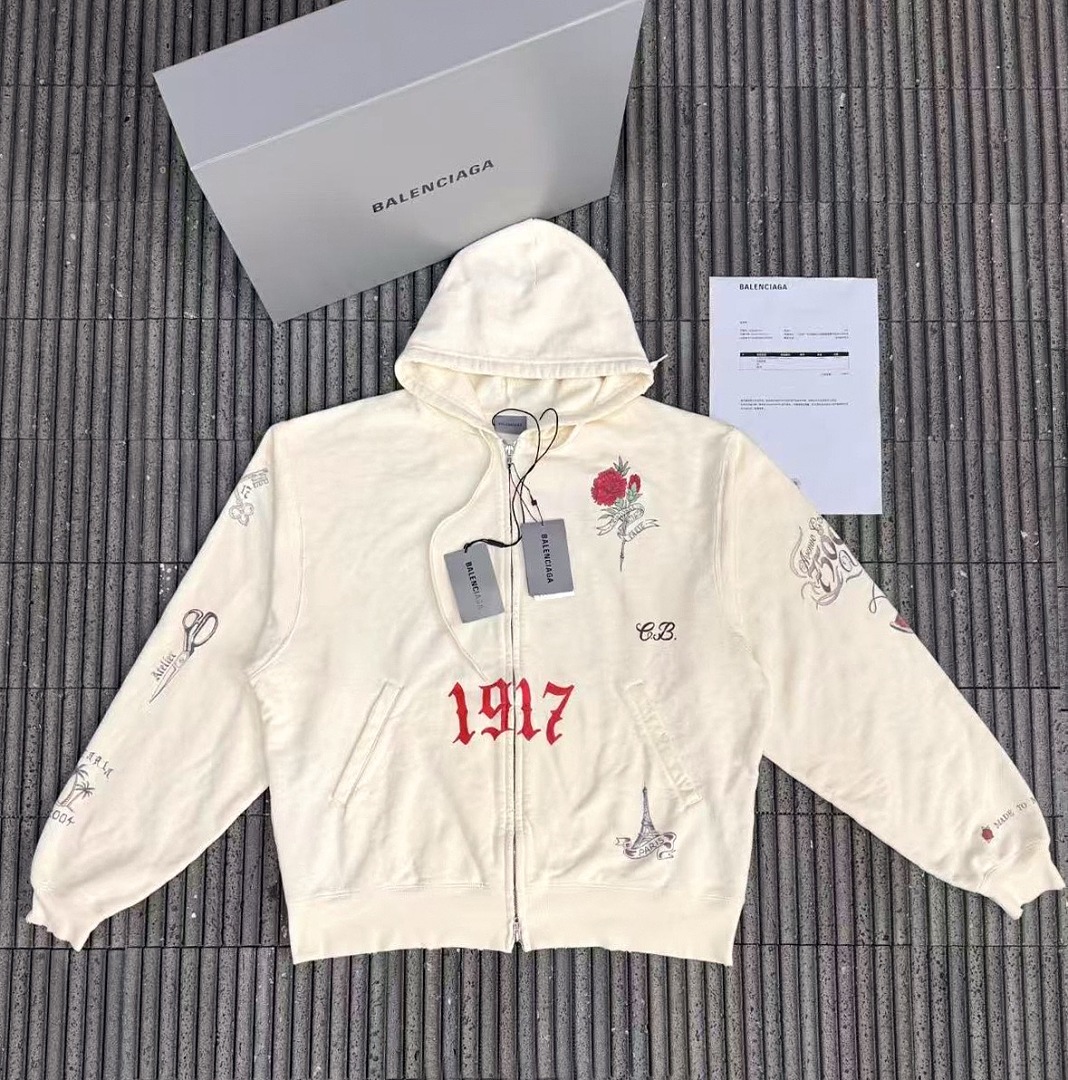 Balenciaga 52121−51L
