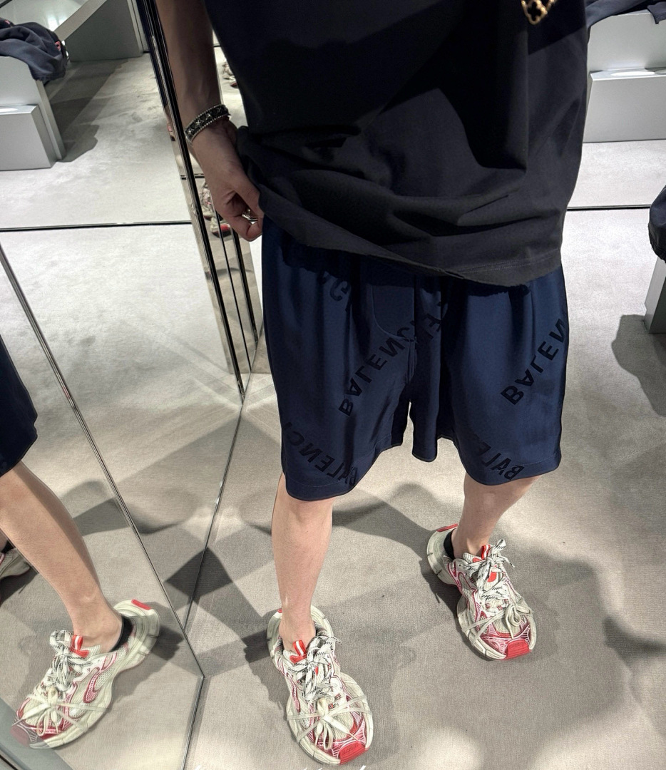 Balenciaga 3098-6L - Image 4
