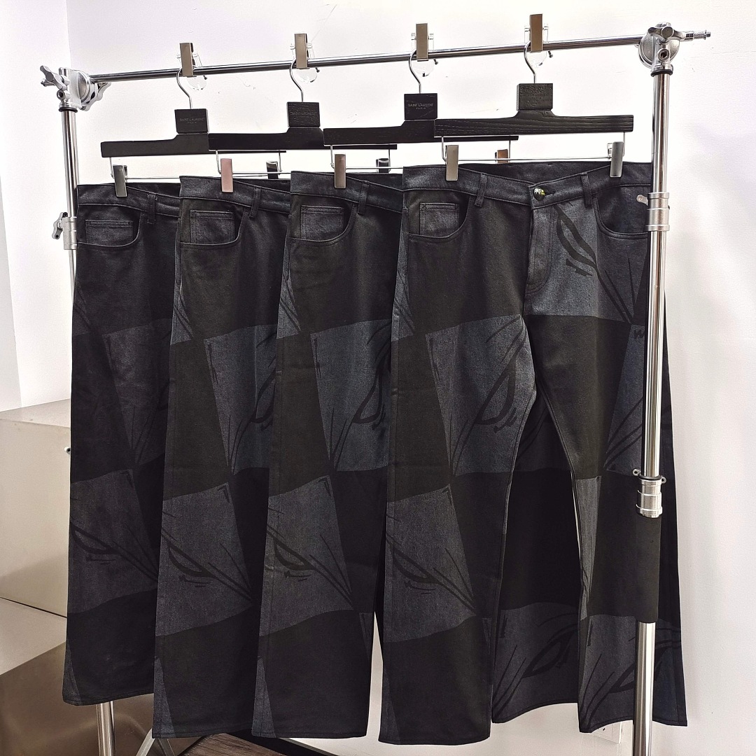 Chanel 54390−68L